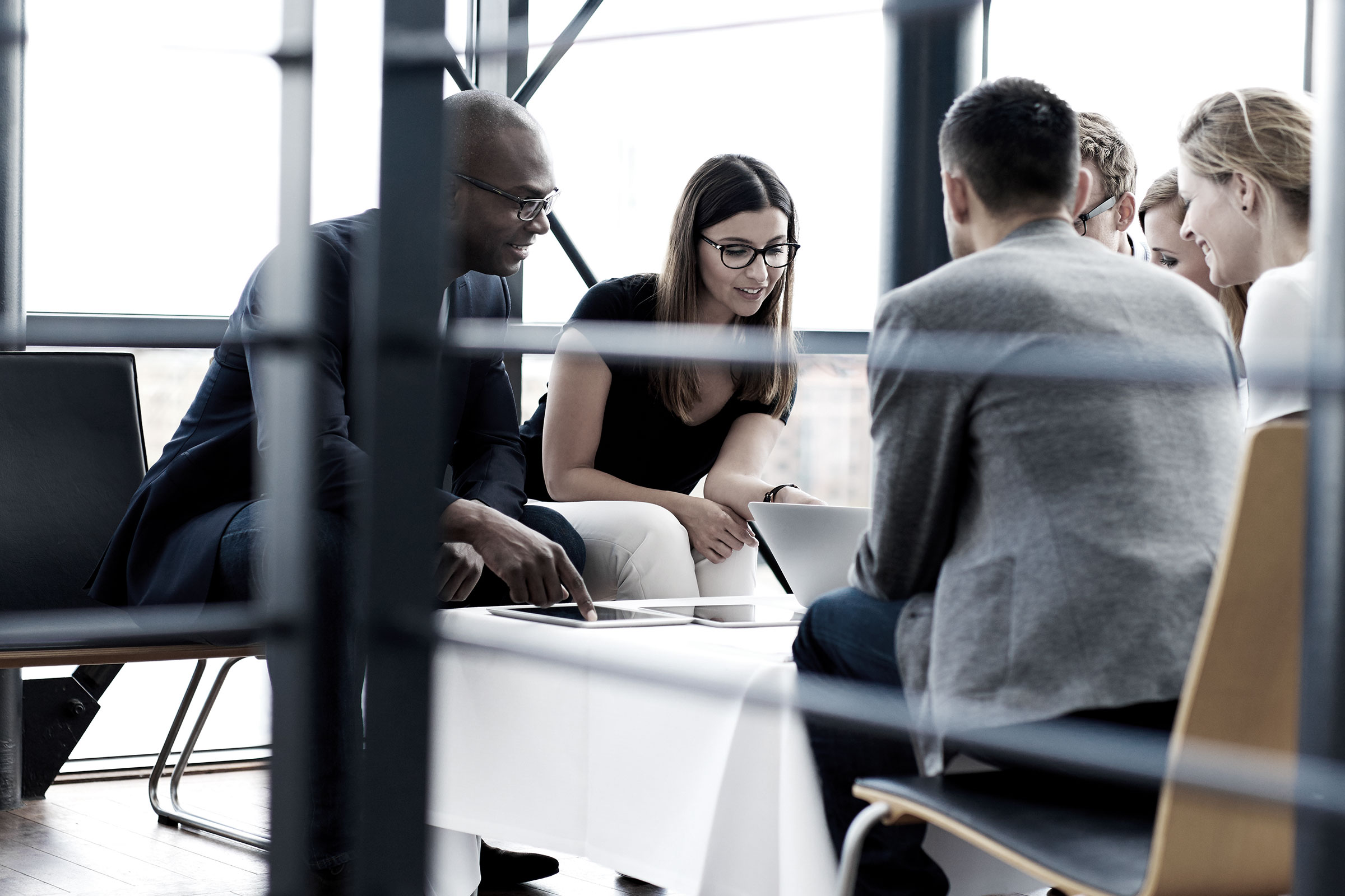 People discussing why social selling is so important? | How the Digital Age is Transforming the Sales Process